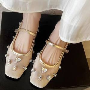 En stock ~ Zapatos Mary Jane plateados de estilo francés con una sola tira y diamantes de imitación para mujer 2025, zapatos planos de malla con cuña oculta y punta afilada - Product Image 4