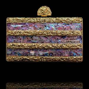 Bolso de mano de moda para mujer con cadena y logotipo personalizado, carteras de señora, bolsos de resina hechos a mano por S A And Sons Exports - Product Image 4