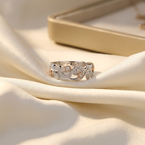 Nueva Joyería Clásica de Boda para Mujer en Oro Blanco de 18K y Oro Rosa con Diamantes Naturales, Diseño de Flor Vintage con Engaste Pavé y Millegrain - Product Image 6