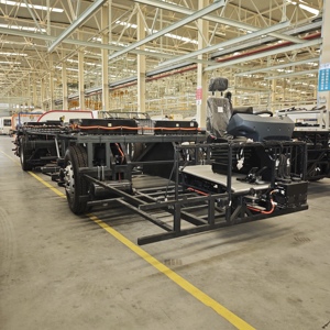 Châssis de bus électrique TENGLONG 12m à plancher bas, plateforme EV avec essieu électrique intégré et suspension pneumatique pour le transport urbain - Product Image 1