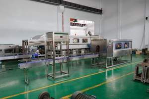 Équipement de remplissage automatique de barils d'eau de 5 gallons, ligne de production d'embouteillage d'eau de 19L 20L - Product Image 3