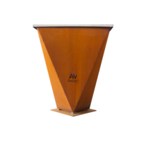 Nouveau design de barbecue d'extérieur en acier corten, barbecue au bois, foyer avec table