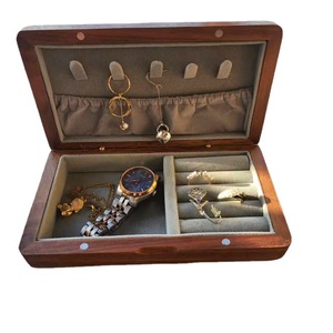 Boîte à bijoux en bois massif de haute qualité avec fermeture magnétique, boîte à bijoux portable, boîte de rangement pour bijoux - Product Image 1