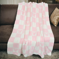Vente en gros de nouveaux best-sellers en microfibre mode unie plaid tricoté en peluche léger et doux à carreaux personnalisés