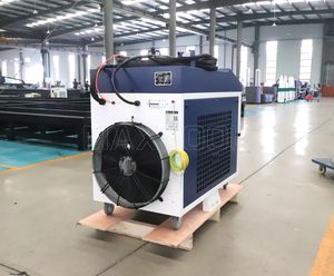 Dissolvant de rouille laser CW continu <span class=keywords><strong>Ultra</strong></span> 3000w 2000w 6000w à partir de la machine de nettoyage laser de dérouillage laser tenu dans la main en acier métallique - Product Image 5