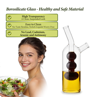 Petite cruche à double bec verseur en verre pour huile et vinaigre 210 ml (7,1 oz) avec bouchon en liège, bouteille à condiments entièrement en verre, sans métal ni plastique, pour table de bistrot