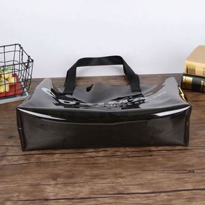 Bolsa de Compras de Hombro de PVC Impermeable para Viajes, Bolsa de Mano de PVC Transparente Reutilizable y Portátil, Bolsa de Regalo con Logotipo Personalizado - Product Image 4