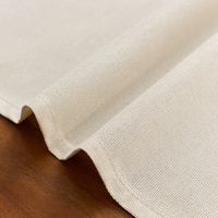 Vente en gros de haute qualité Chemin de table avec logo personnalisé Couverture de table rectangulaire blanche en polyester pour événements