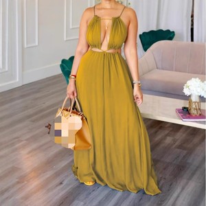 เดรสแฟชั่นผู้หญิงแบบไม่มีแขน โชว์หลังผูกเชือก ดีไซน์เซ็กซี่ - Product Image 1