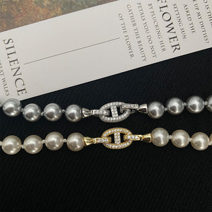 Pulsera <span class=keywords><strong>de</strong></span> Perlas <span class=keywords><strong>Swarovski</strong></span> Redondas Elegantes <span class=keywords><strong>de</strong></span> Estilo Francés, Joyería <span class=keywords><strong>de</strong></span> Mano Versátil <span class=keywords><strong>de</strong></span> Alta Gama para <span class=keywords><strong>Mujer</strong></span> - Product Image 4