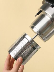 Machine à lait d'amande en acier inoxydable avec support allemand, moteur en cuivre pur et conception multifonctionnelle pour régime sans lactose - Product Image 5