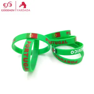 Bonne qualité bracelet en silicone coloré Bon Marché main accessoires en silicone Personnalisé Votre Propre Logo