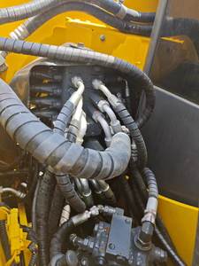 KOMATSU 95% Neuf 2022 PC 70 Excavatrice avec Moteur Boîte de vitesses Pompe 90kw Puissance 0.66m Capacité de la cuvette - Product Image 6