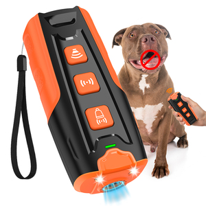 Dispositif anti-aboiement portable pas cher pour chiens, répulsif ultrasonique extérieur avec lampe <span class=keywords><strong>de</strong></span> poche - Product Image 1