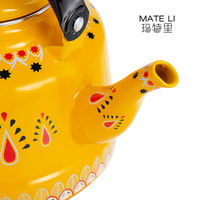 Bouilloire à thé en émail à motif floral, avec poignée de transport large et incurvée, couvercle amovible, motif vintage
