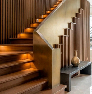 Balustrades en <span class=keywords><strong>bois</strong></span> chaudes avec des finitions lisses <span class=keywords><strong>pour</strong></span> les porches de ferme rustiques et les escaliers confortables de maison familiale - Product Image 2