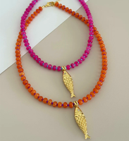 Collier ras du cou tendance en perles de pierres précieuses colorées avec pendentif poisson en or 18 carats, style océan, pour femme, bijoux décontractés de plage