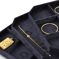 Baki Perhiasan Kain Bordir Berkualitas Tinggi, Dapat Didaur Ulang, Warna dan Ukuran Dapat Disesuaikan untuk Memajang Cincin, Anting, Kalung, Liontin, dan Jam Tangan
