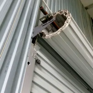 澳大利亚风格的卷帘门用于车库或工业