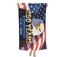 Serviette de plage semi-saisonnière des États-Unis en gros, design étoiles et rayures commémoratif du 250e anniversaire de l'Amérique, super absorbante
