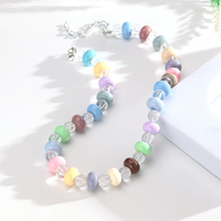 Collier Quotidien Adorable : Accessoire DIY Fait Main avec Perles Colorées Plates et Perles Rondes Acryliques Transparentes pour Femmes et Filles