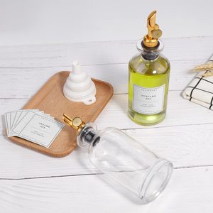 Ustensiles de cuisine 500ml Cristal <span class=keywords><strong>Blanc</strong></span> Matériel Verre Automatique Ouverture-Fermeture Pot de Contrôle de l'Huile Sauce Soja <span class=keywords><strong>Vinaigre</strong></span> 350ml Bestseller - Product Image 3