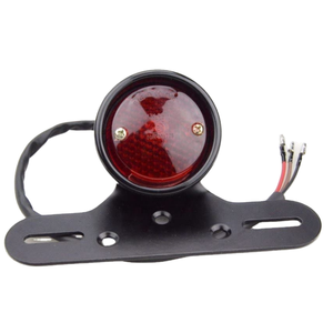 Ampoule de <span class=keywords><strong>feu</strong></span> arrière de frein GOOFIT J065-848 pour moto Chopper <span class=keywords><strong>Bobber</strong></span> Custom 12V Cafe Racer, clignotants pour moto - Product Image 1