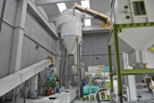 Nuovo Impianto Automatico Completo per la Produzione di Pellet da 1-4 Tonnellate all'Ora, Pellettatrice per Segatura di Legno da Biomassa, Paglia e Pula di Riso - Product Image 4