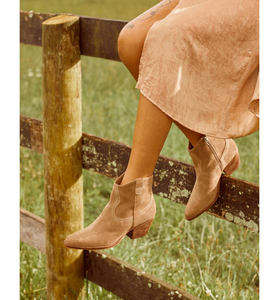 Bottes à talons carrés épais à bout pointu en cuir de Cowboy blanc pour femme, automne et hiver - Product Image 2