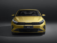   Nouvelles voitures Carnival Sedan 2026 K3 Jiahua Carnival Van – Voiture berline chinoise neuve à essence à prix abordable