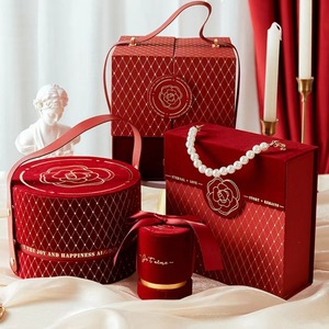 Elegante y Bonito Estuche de Regalo para Boda con Diseño de Camelia de Montaña, Creativo, Reciclable, Rígido, con Laminación Brillante - Product Image 5