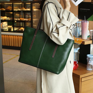 Bolso Boston de cuero multicolor, estilo de moda simple y versátil - Product Image 4