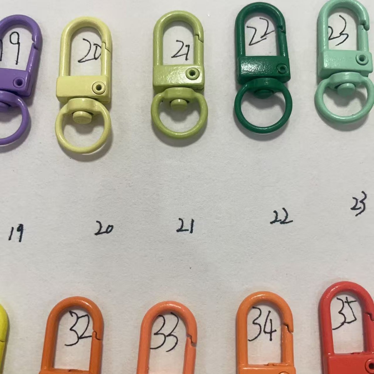 Nuances jaunes 20-23