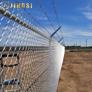 Clôture en treillis métallique pour terrains de basketball, clôture cyclonique en fil de fer, clôture grillagée galvanisée de 4, 6 et 8 pieds pour la protection des pentes - Product Image 5