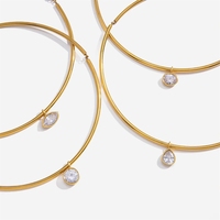 Collar de Acero Inoxidable Rígido Resistente al Deslustre con Colgante de Zirconia en Forma de Lágrima de Oro de 18K Impermeable para Usar en Capas