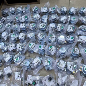 มอเตอร์สตาร์ท 8943795431 ปั๊มน้ำมันเชื้อเพลิง 5825500300 รีเลย์สตาร์ท 8980056311 เทอร์โบชาร์จเจอร์ 8970444180 สำหรับอะไหล่เครื่องยนต์รถขุดอีซูซุ - Product Image 4