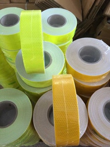 เทปสะท้อนแสงเกรด PVC สำหรับป้ายทะเบียนรถยนต์ มองเห็นได้ชัดเจน กันน้ำ ทนทานต่อสภาพอากาศ ติดตั้งง่าย สามารถพิมพ์ได้ ฉีกขาดได้ ปลอดภัย - Product Image 6