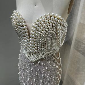 Abito da Sera a Sirena da Sposa 2024 Stile Dubai Bianco e Nudo Elegante con Perle e Spalline Sottili - Product Image 5