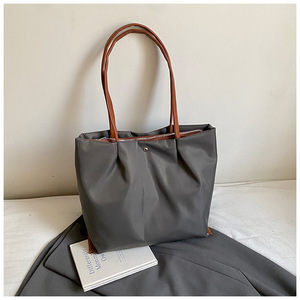 2025 thời trang của phụ nữ công suất lớn Nylon Oxford Vai Tote Túi boston mẹ túi xách với dây kéo đóng cửa không thấm nước - Product Image 6
