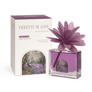 Diffuseur de parfum carré en verre avec fleurs artificielles pour aromathérapie et parfum d'ambiance - Product Image 3