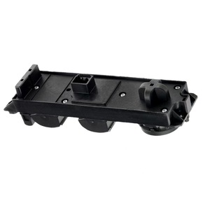 Interruptor Elevavidrios Eléctrico F1ET-14A132-AC de 12V para Ford Focus 2012-2018 y Kuga 2013-2022 - Product Image 4