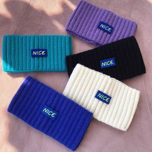 Bandeaux d'hiver en crochet élastiques doux personnalisés pour femmes bandeau pour cheveux chauds avec motif de lettres caractéristique commune du tissu - Product Image 2