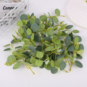 ใบยูคาลิปตัสประดิษฐ์ กิ่งก้านต้นมะกอกสีเขียว จำลองได้สมจริงสูง สำหรับตกแต่งงานแต่งงานและบ้าน - Product Image 1
