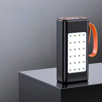 Meilleure vente d'usine de banque de puissance intelligente 50000mAh avec une lumière forte 22.5W charge Super rapide banque de puissance de camping de voyage en plein air