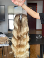SHY Topper 8*8 en Cheveux Humains Vierges, Couleur Brun Foncé, Couleur de Salon, Balayage, Lace Front, Raie Réaliste, Sur Mesure