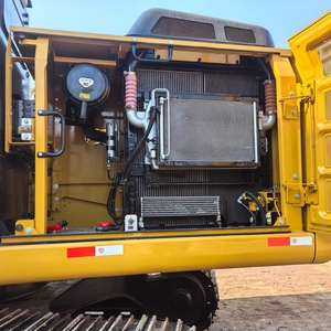 Excavatrice d'occasion Cat 320EL durable et à faible consommation de carburant pour la construction routière efficace, la stabilisation des pentes et les projets de rénovation urbaine - Product Image 4