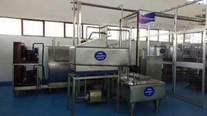 Ligne de production Cottage Feta Dairy Milk Cream Maker Machine de fabrication automatique de fromage mozzarella Equipement Cuves Machine à fromage - Product Image 3