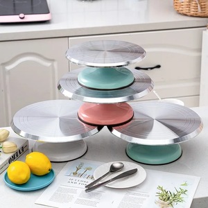 Base Giratoria <span class=keywords><strong>para</strong></span> Tartas de Plástico de Grado Alimenticio No Tóxico <span class=keywords><strong>para</strong></span> <span class=keywords><strong>Clases</strong></span> de Repostería Infantiles y Preparación de Postres Sencillos - Product Image 4