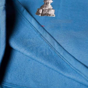 Pull à capuche coupe-vent en coton pour hommes avec impression bouffante Logo personnalisable Conception à glissière pour la saison d'automne - Product Image 6