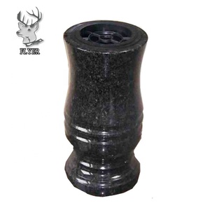 Vase de monument personnalisé en granit noir, pot à fleurs pour pierre tombale, urne pour cimetière, vases commémoratifs - Product Image 5